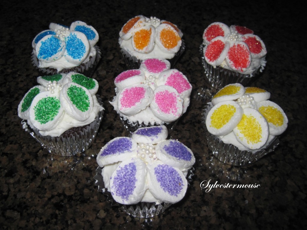 How to Make Marshmallow Flower Cupcakes