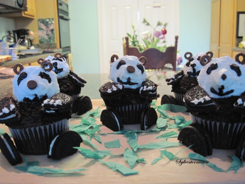 Panda Cupcake Tutorial