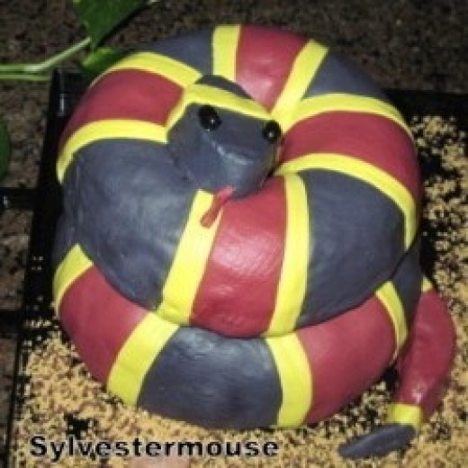Snake Cake Tutorial